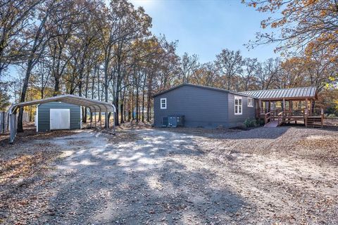 A home in Wills Point