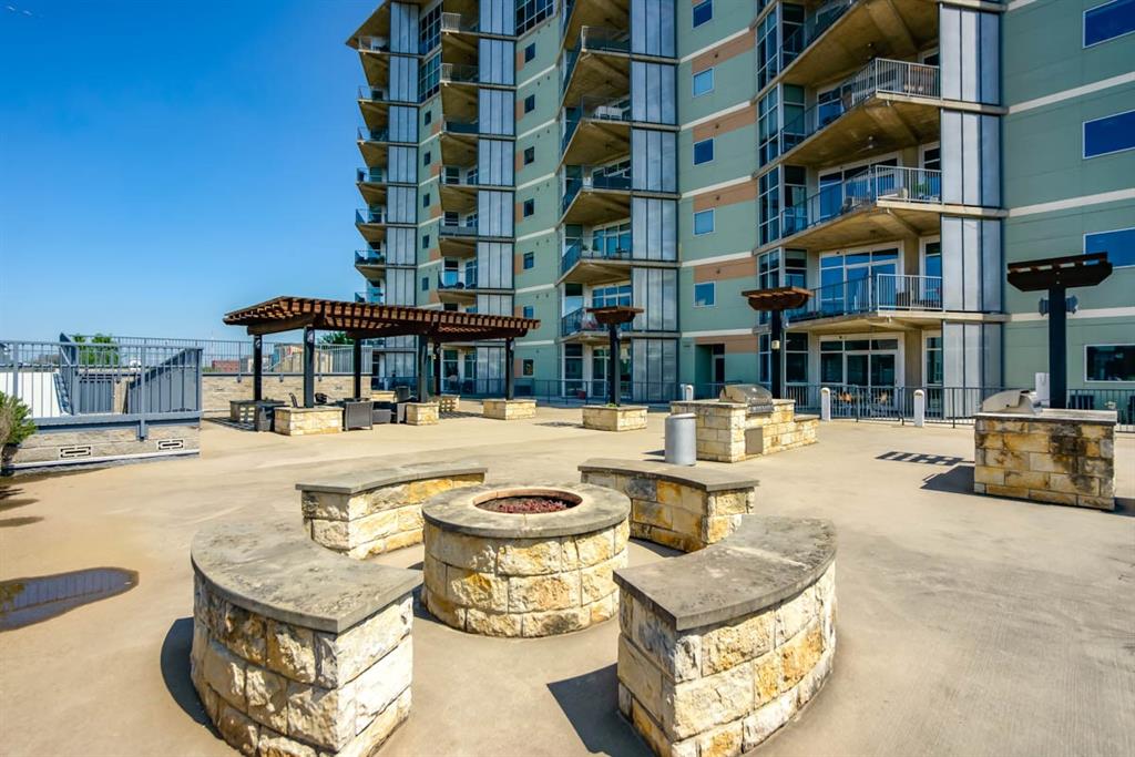 Beat At The South Side Station - Residential Lease