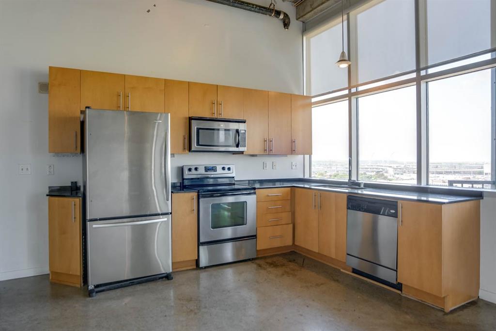 Beat At The South Side Station - Residential Lease