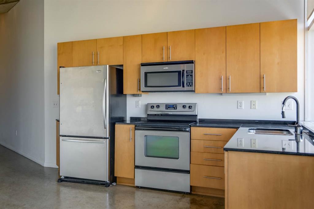 Beat At The South Side Station - Residential Lease