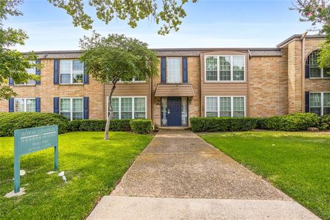 Photo of 7924 Royal Lane #106, Dallas, TX 75230 (MLS # 21216432)
