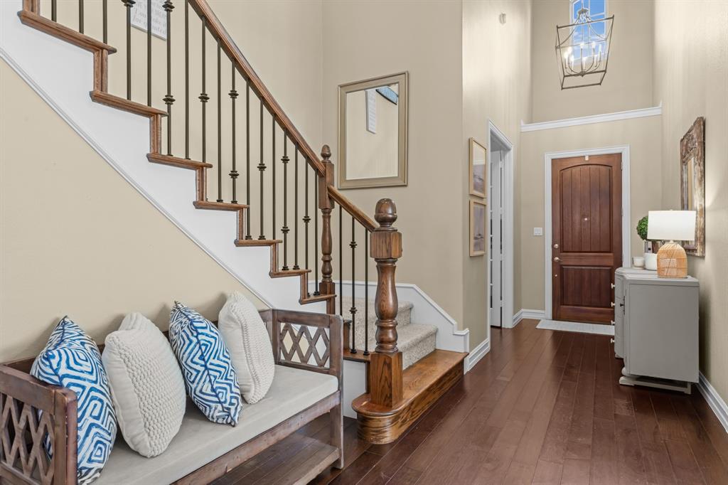 2804 Hyde Cove
