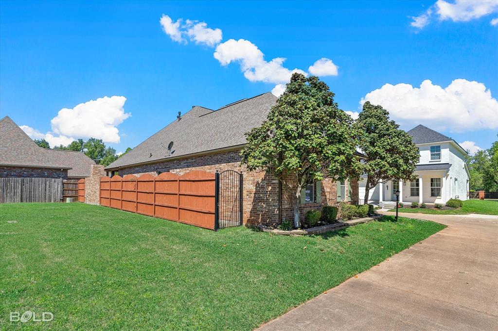 Bossier City, Louisiana 71111, United States, 3 Bedrooms Bedrooms, ,3 BathroomsBathrooms,Residential,Active,109061