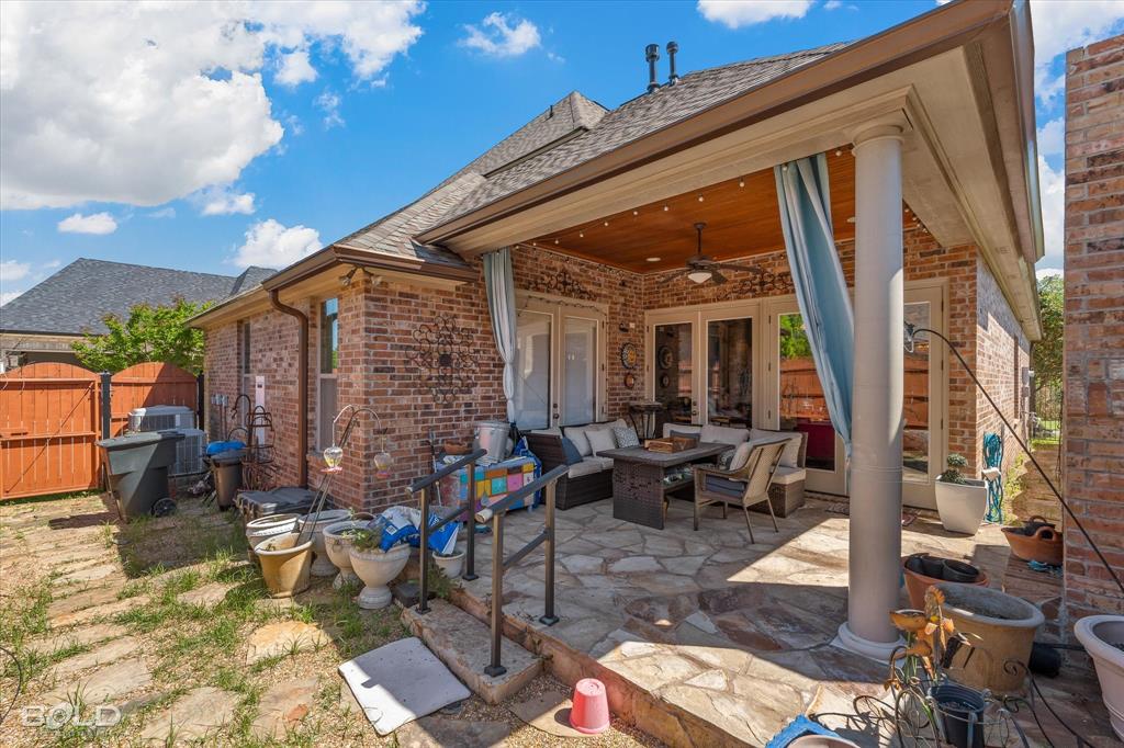 Bossier City, Louisiana 71111, United States, 3 Bedrooms Bedrooms, ,3 BathroomsBathrooms,Residential,Active,109061