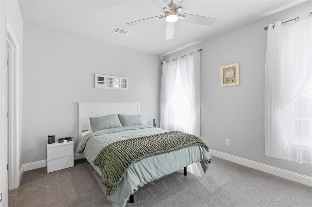 The Preserve On Ash - Residential