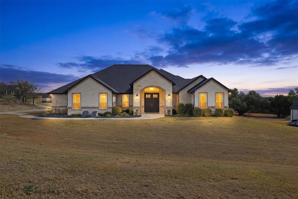 The Preserve On Ash - Residential