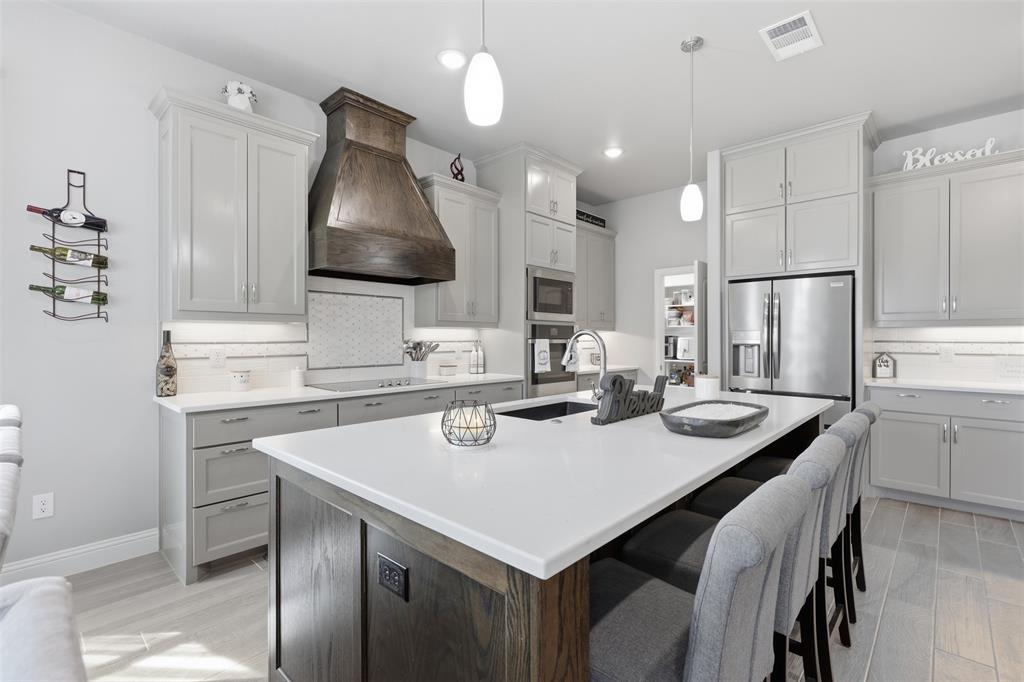 The Preserve On Ash - Residential