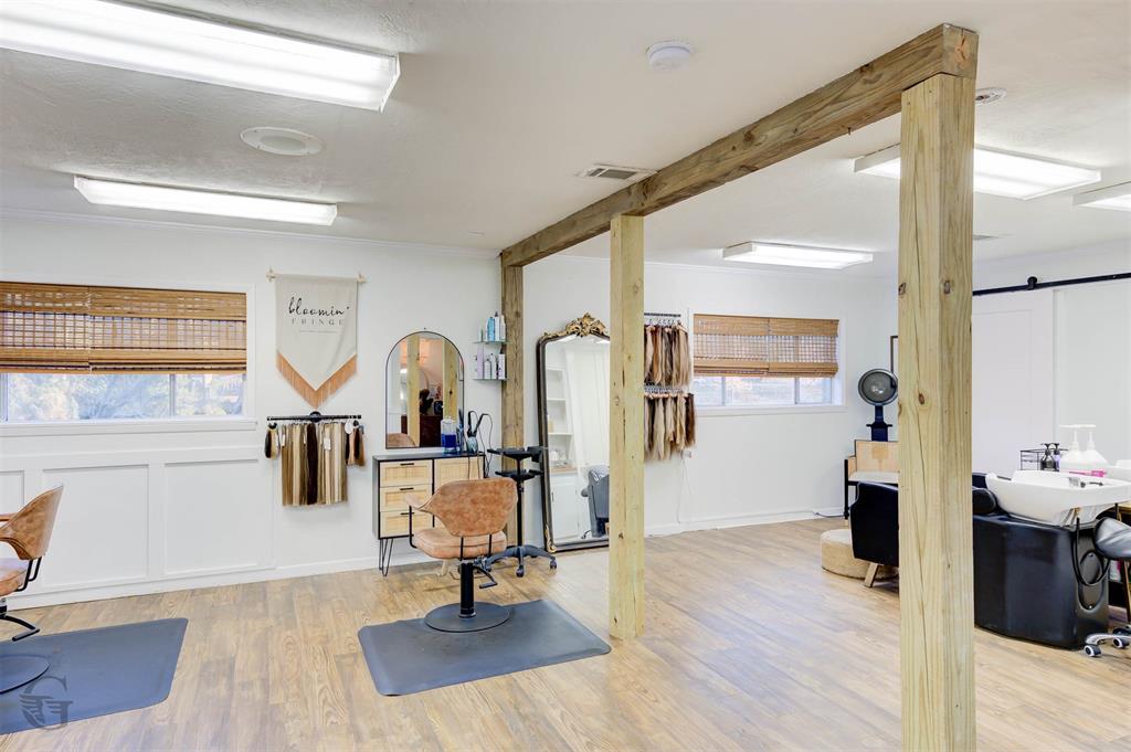 Commercial - Commercial Sale