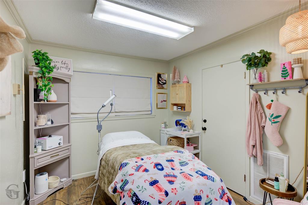 Commercial - Commercial Sale