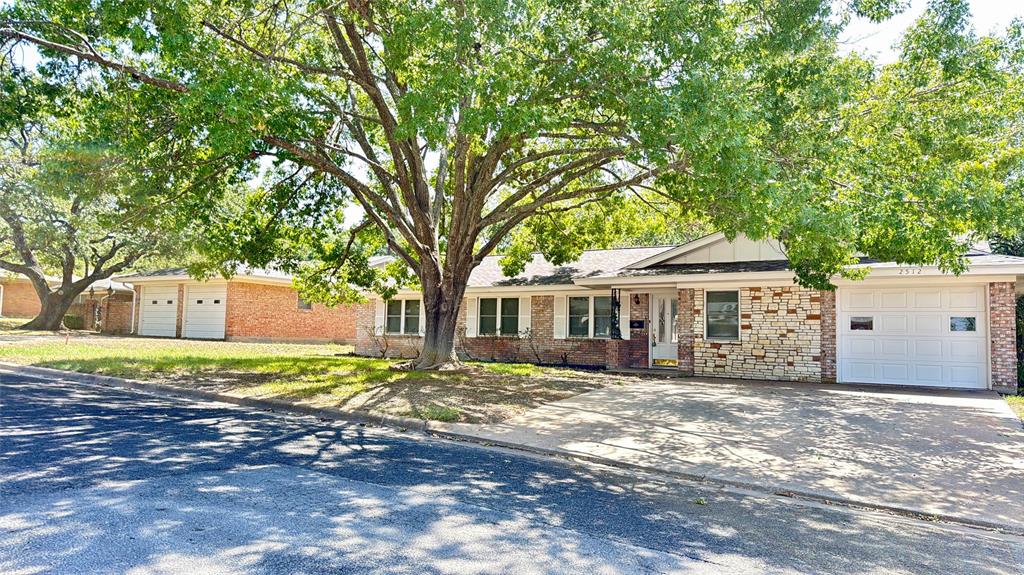 2512 Lowrey Drive