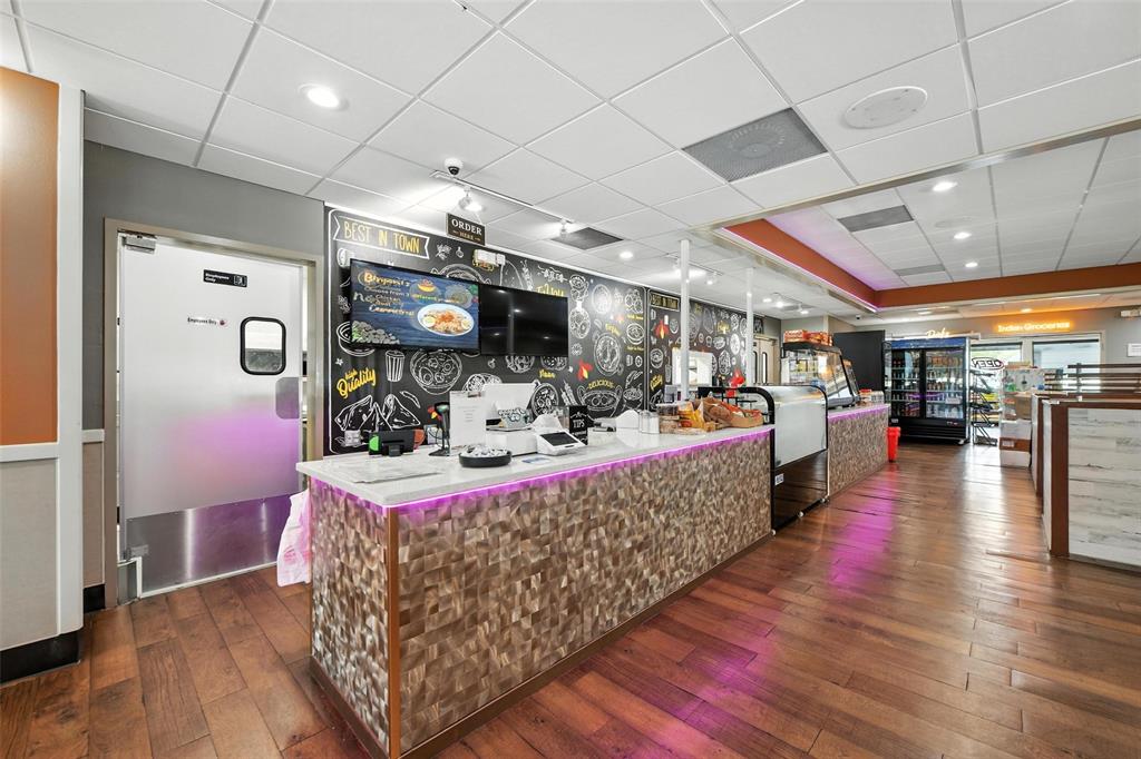 12750 North Freeway