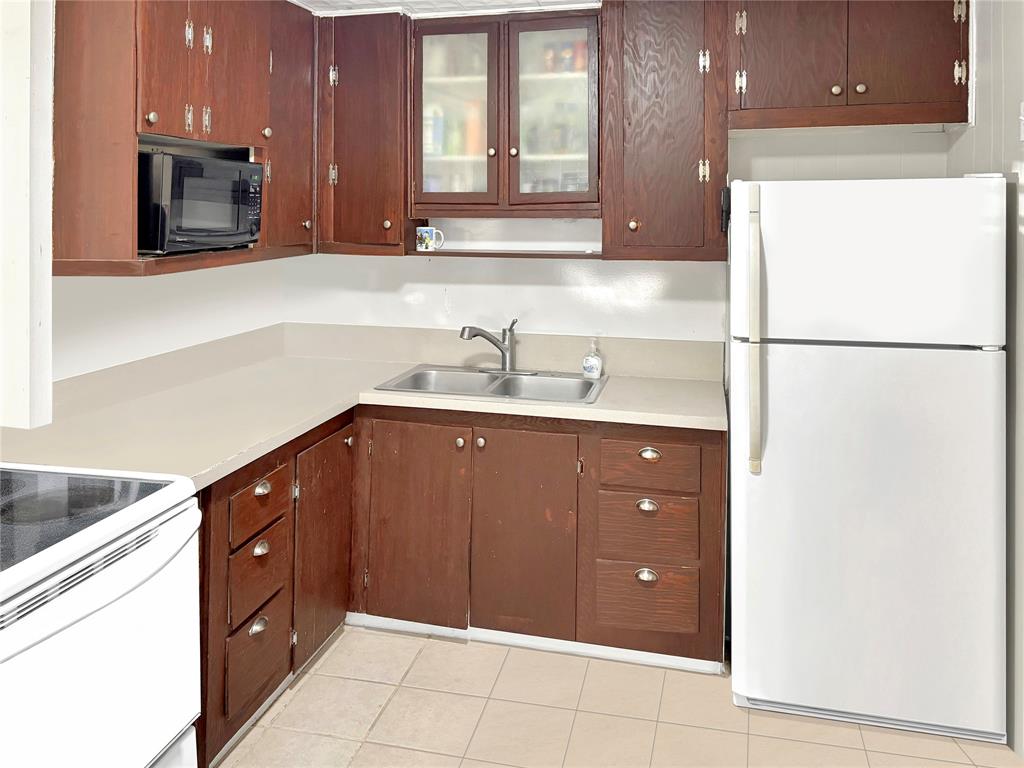 Barnett J N Add - Residential