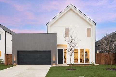 834 McBroom Street Dallas TX 75212