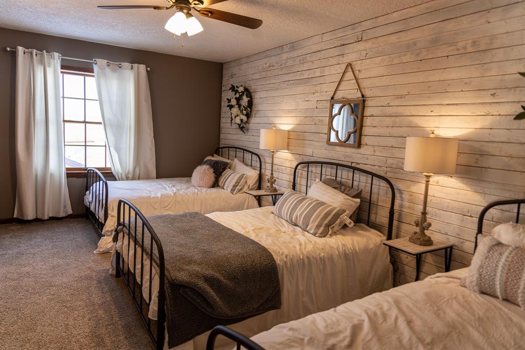 Rolling Hills - Farm