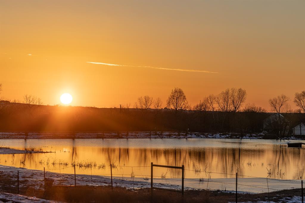 Rolling Hills - Farm