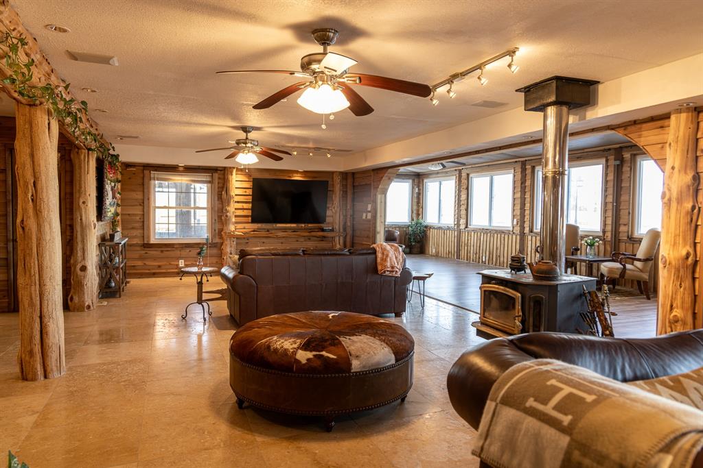 Rolling Hills - Farm