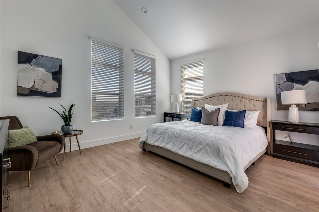 Dallas Land & Loan Cos Add 03 - Residential Lease