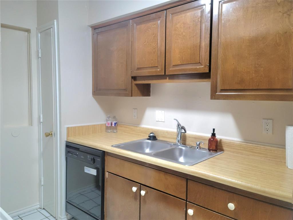 Indian Creek #1 Condo - Residential Lease