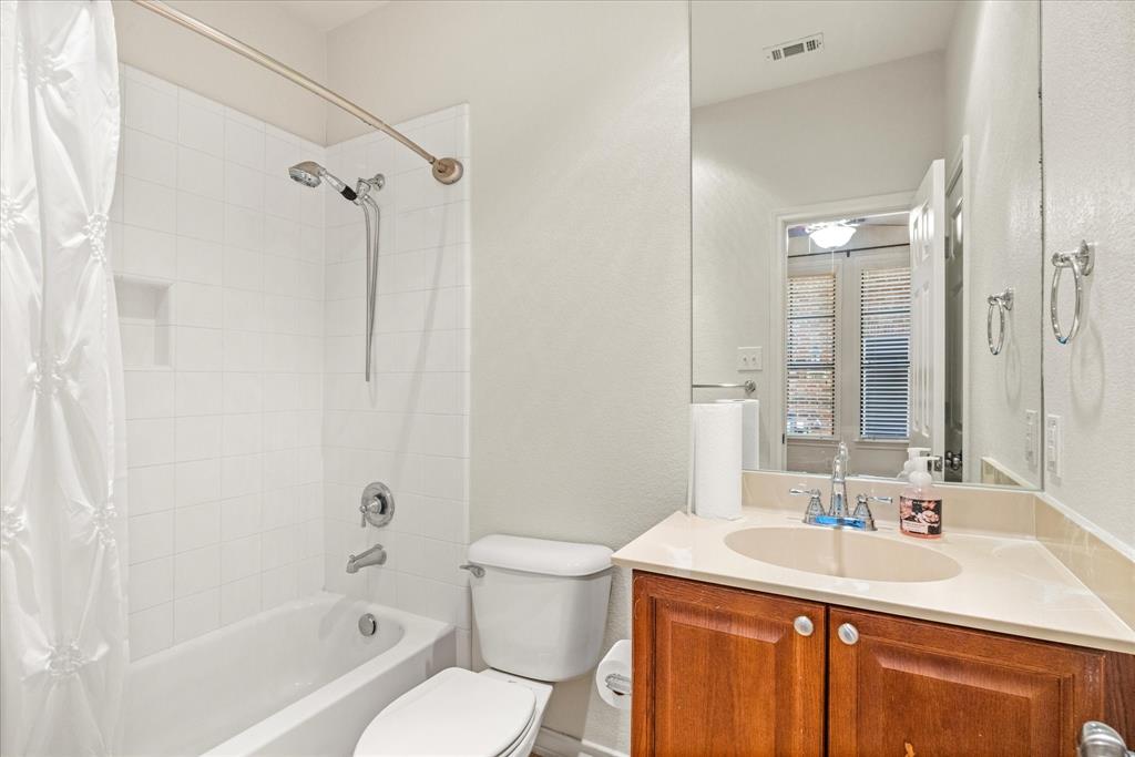 Ridglea Place - Residential