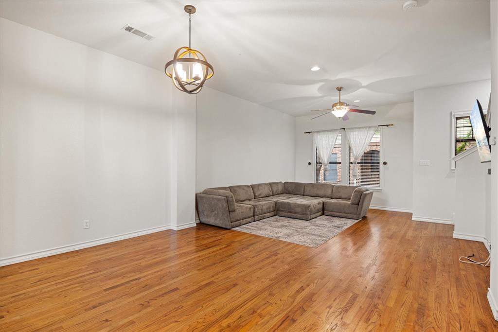 Ridglea Place - Residential