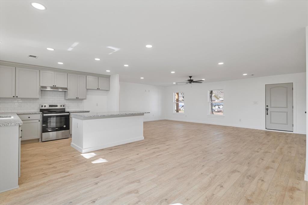 QUILLEN CHARLES A-G0989 - Residential