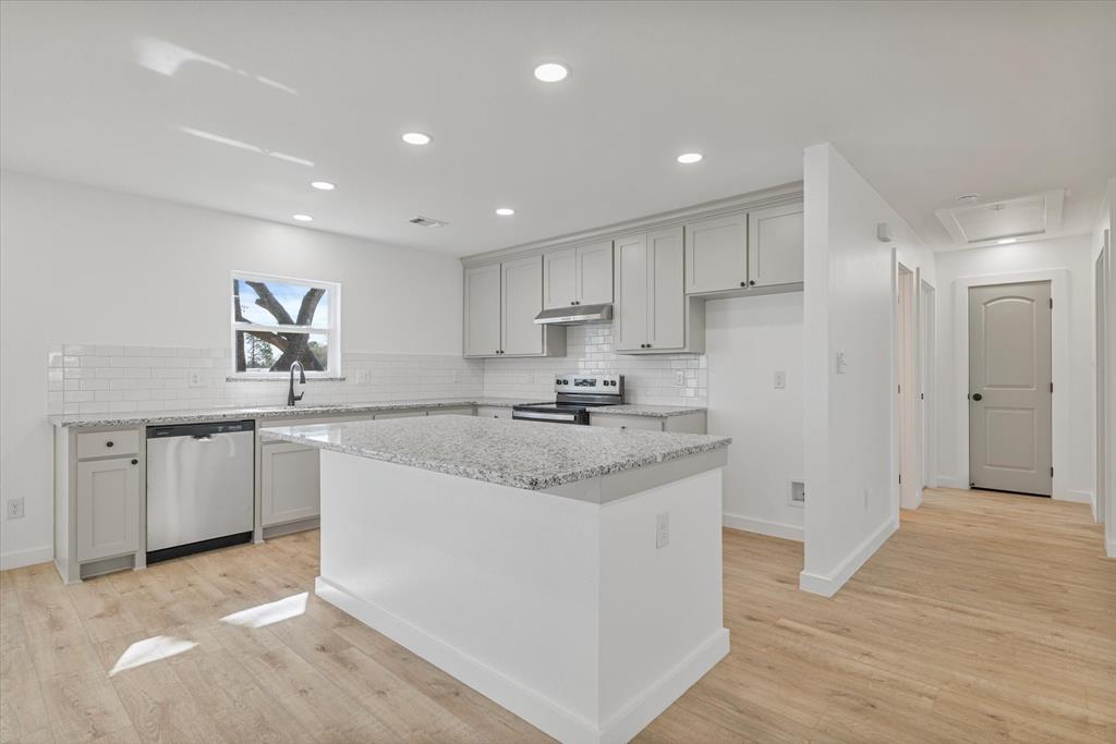 QUILLEN CHARLES A-G0989 - Residential