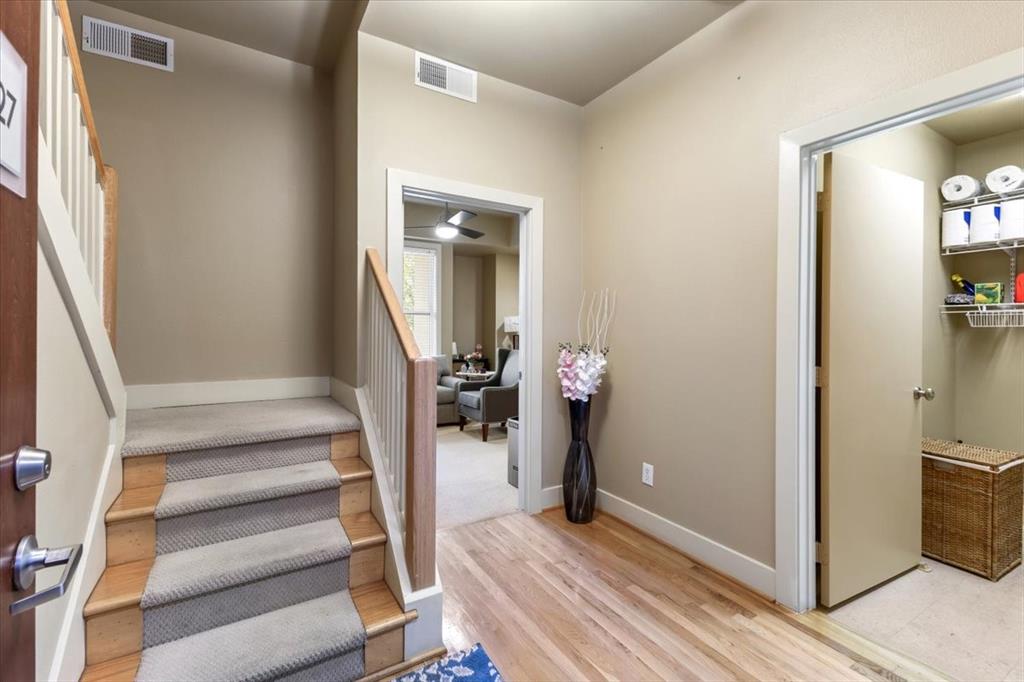 5055 Addison Circle 427