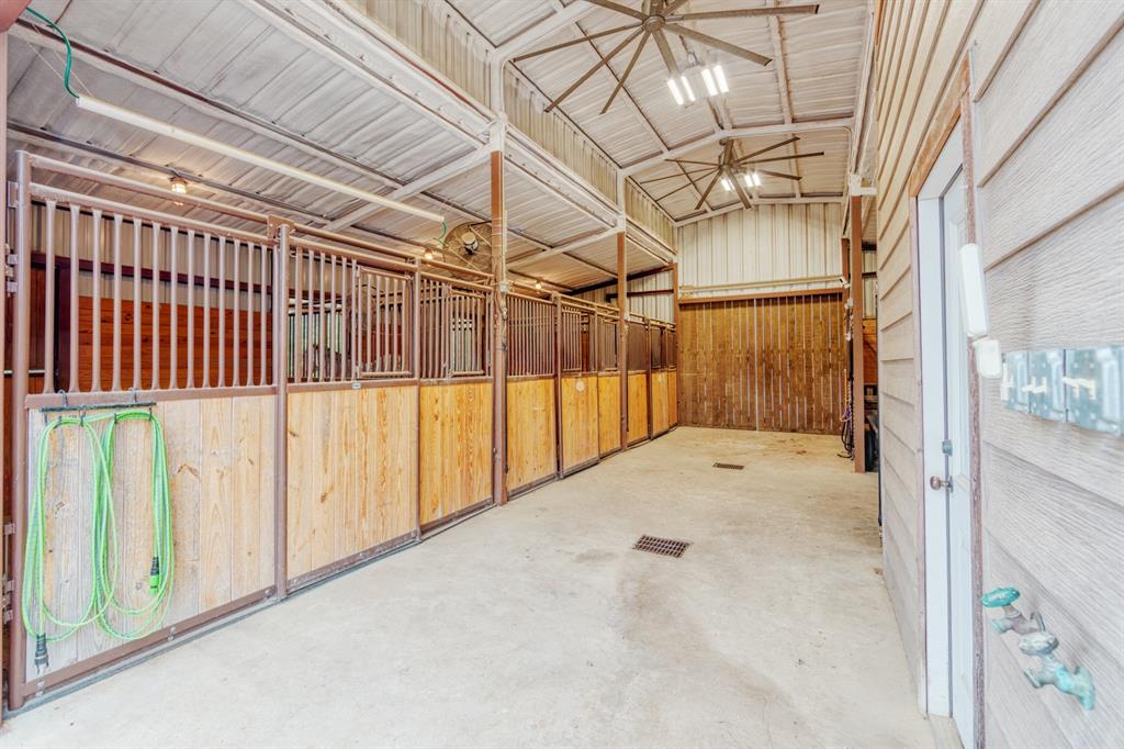 Horsemans Ranch - Residential