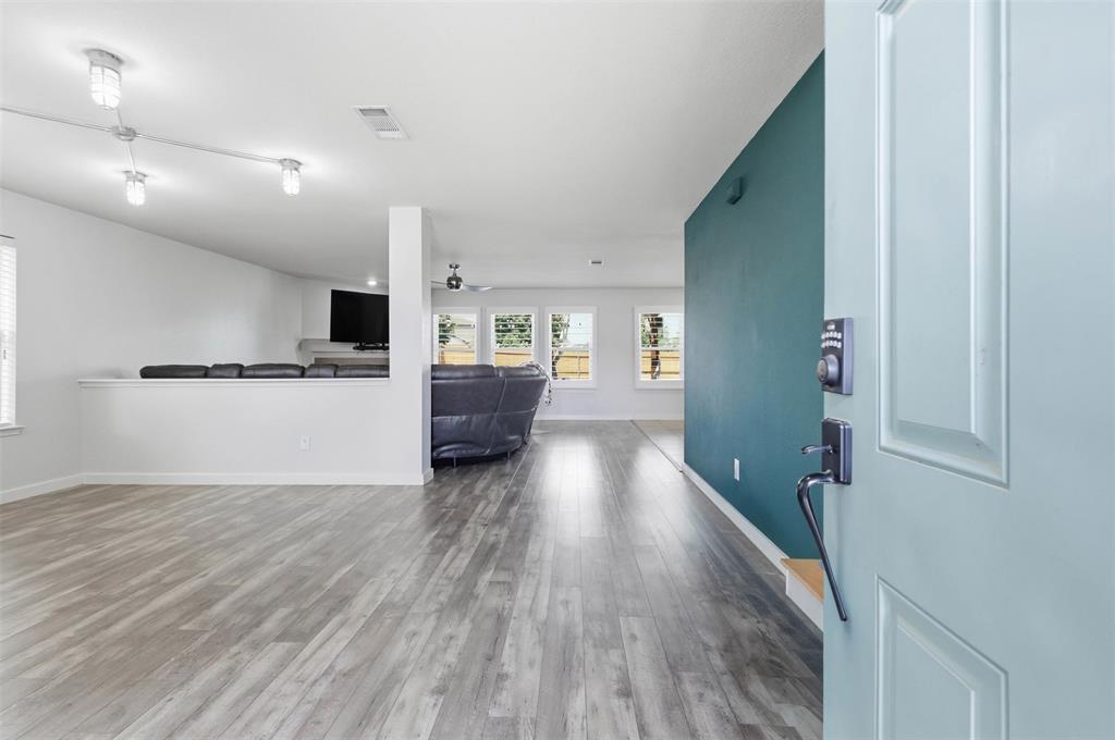 14037 Fontana Road