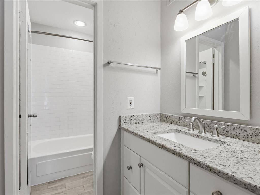 River Oaks Condos - Residential