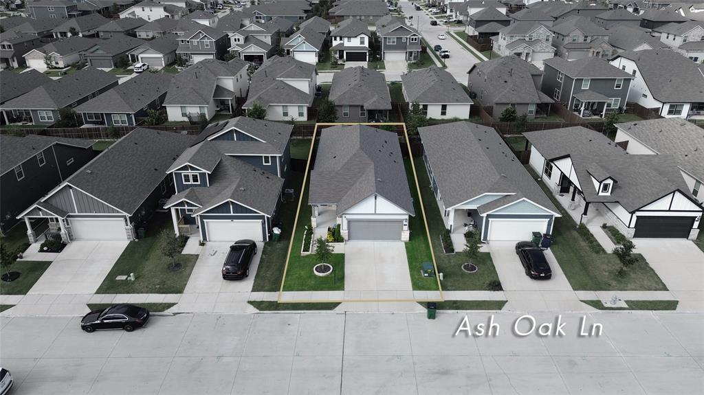 1820 Ash Oak Lane