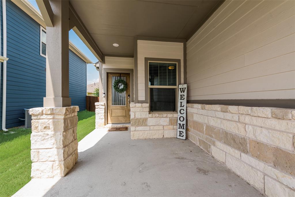 1820 Ash Oak Lane
