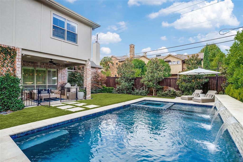6301 Lakeshore Drive