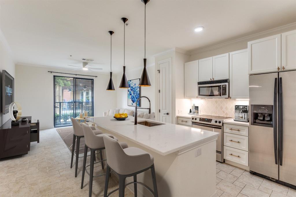 8616 Turtle Creek Boulevard 200