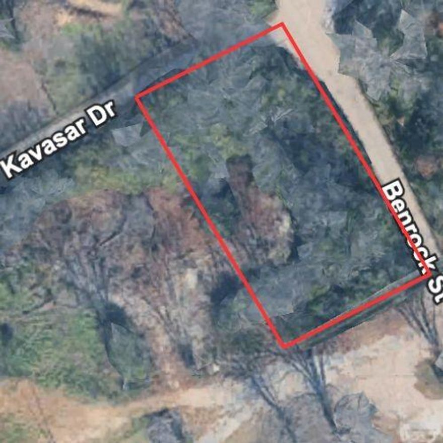 Residential Development Opportunity! This .29-acre lot sits in a growing South Dallas corridor minutes from UNT Dallas, Paul Quinn College and numerous new industrial hubs creating job and housing demand.  The property is zoned for single-family residential use, making it straightforward for new construction. The surrounding neighborhood continues to see new homes built and sold at increasing values, supported by strong residential purchase and investor demand. Convenient access to I-45 and I-20 adds commuter appeal and positions the lot well for either resale or long-term ownership.

Whether you are an investor seeking value in an active development area or a homeowner planning to build, this property offers multiple options for the future.

All information deemed reliable but not guaranteed. Buyer and buyer’s agent to verify all details.