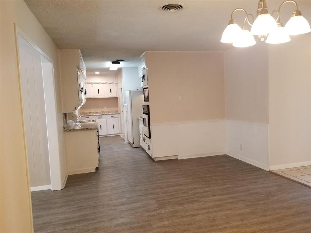 3625 Venice Drive
