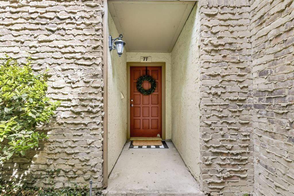 7640 W Greenway Boulevard 7F