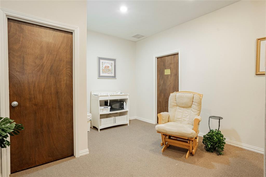 A0229 - DAVIS GEORGE W - Commercial Sale