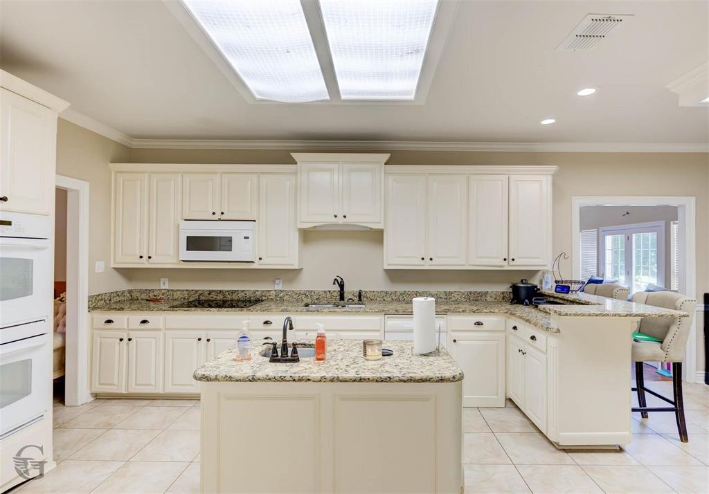 Fountainbleau Estates - Residential