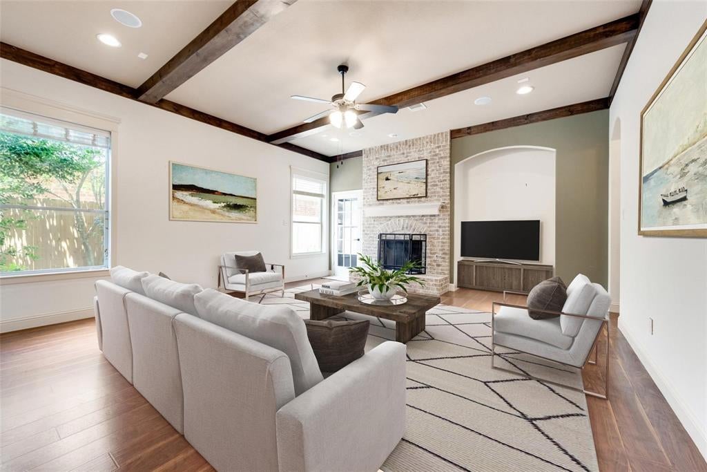 8033 Branch Hollow Trail