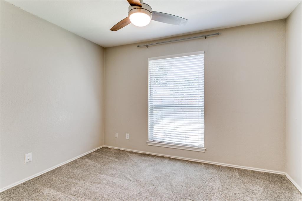 Shadowood Trail Condo - Residential