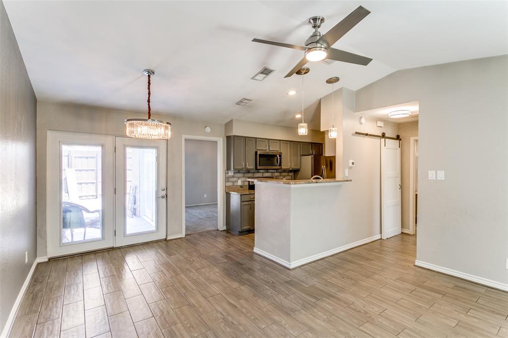 Shadowood Trail Condo - Residential