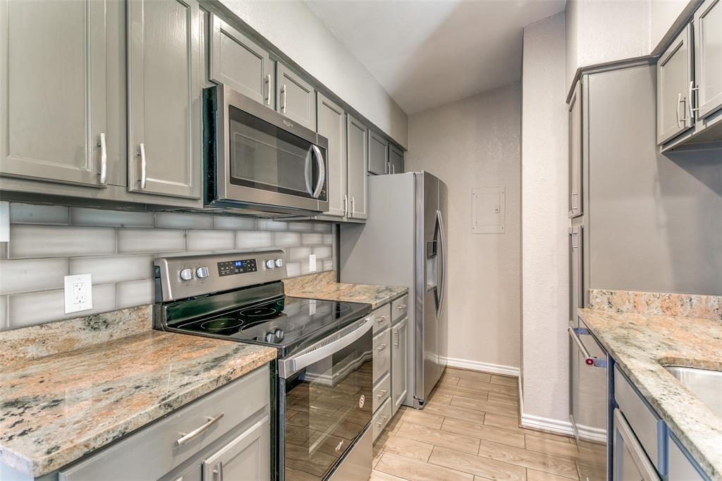 Shadowood Trail Condo - Residential