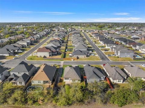 Tiny photo for 10421 Arabella Lane, Waco, TX 76708 (MLS # 21223704)