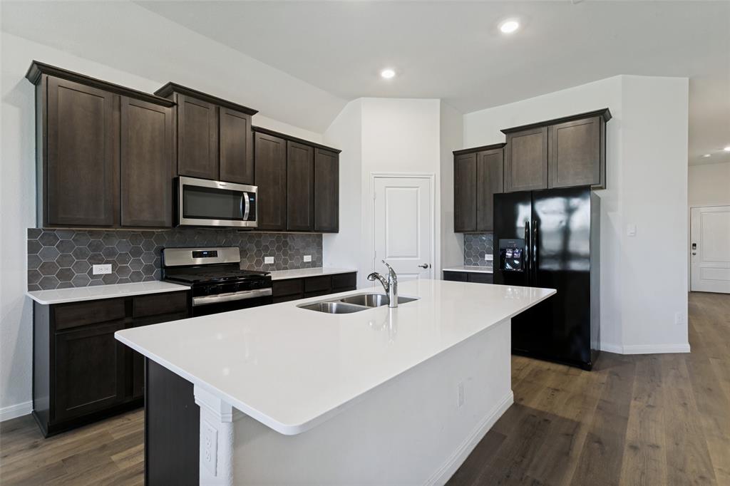 3011 Tahoka Springs