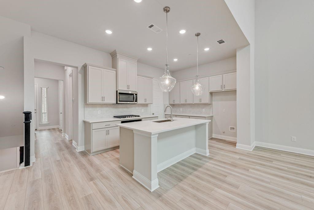 8159 Challenger Lane