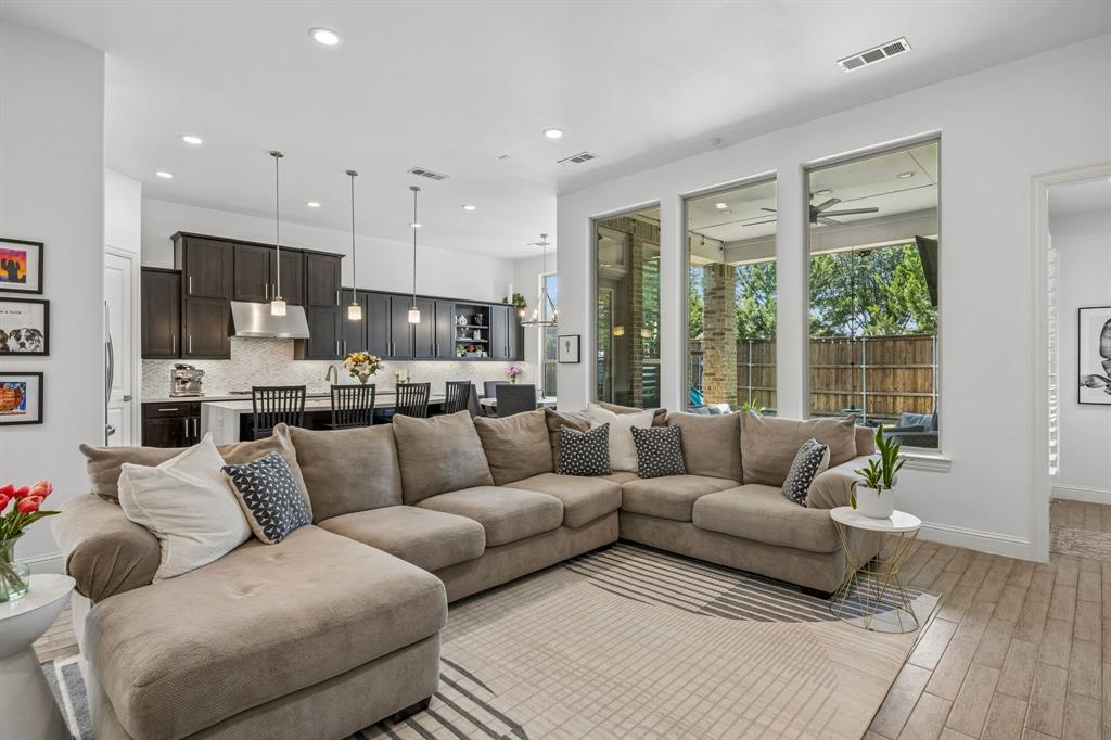 4671 Crossvine Drive