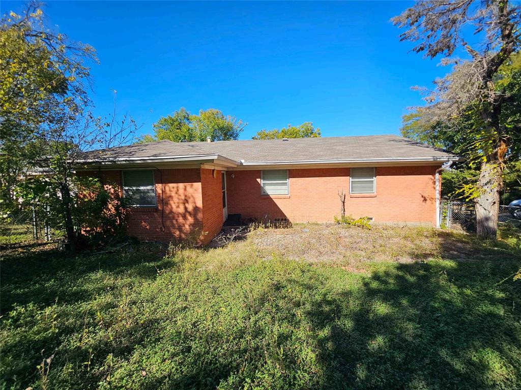 HOLLIS - Residential