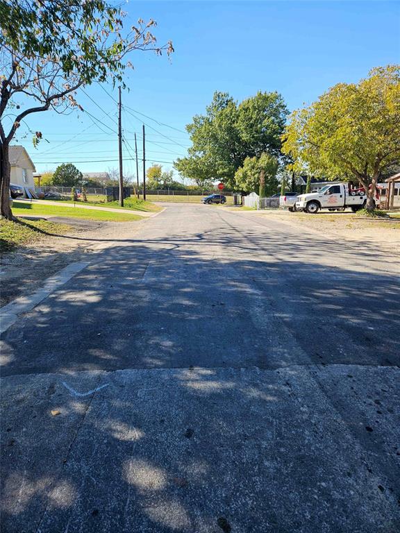 HOLLIS - Residential