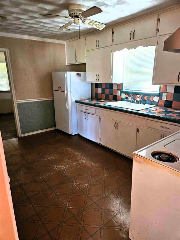 1708 Walmsley Avenue